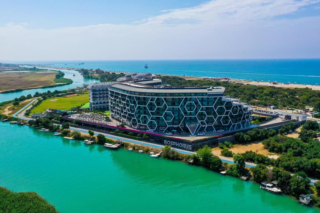 Bosphorus Sorgun Hotel Havuz Alanı